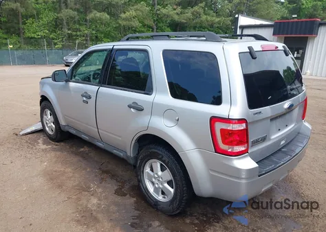 2010 Ford Escape Xlt from USA, damaged, VIN 1FMCU0D77AKB01921